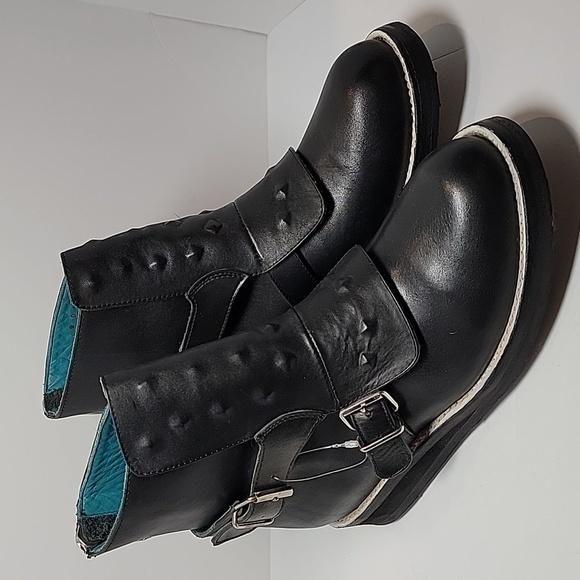 PSKaufman Boot No.1011 Roadway Back Zip Buckle Wedge Black Leather Moto Biker 9D - Picture 1 of 14